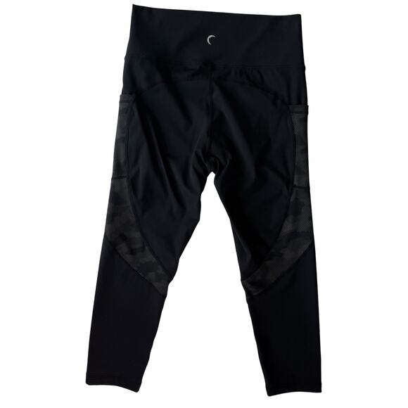 Zyia Active 3/4 Leggings Women’s 8-10 Black Camo Mesh Side Pocket Athletic - Picture 3 of 8
